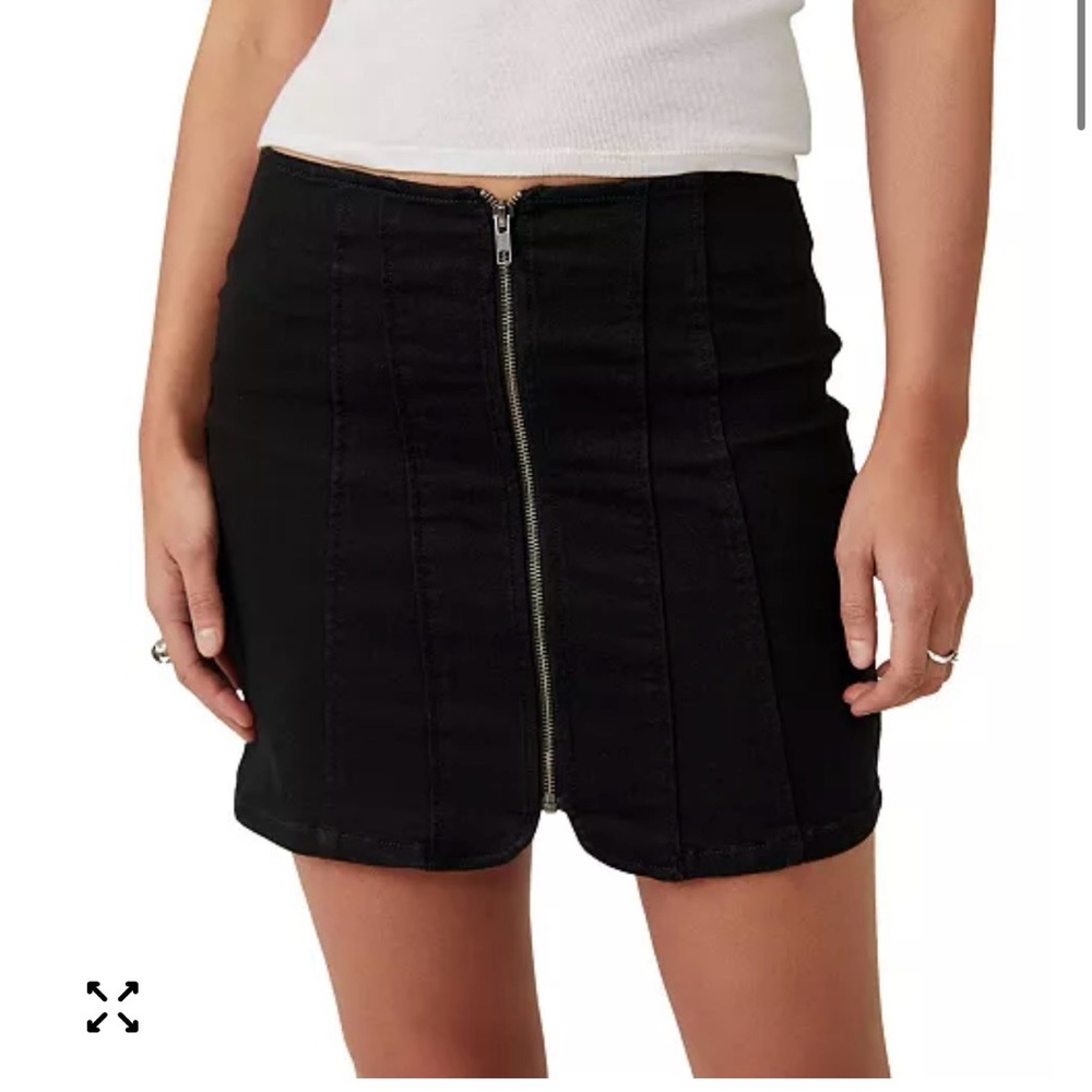 NWT!We The Free Black Zipper Skirt size 10